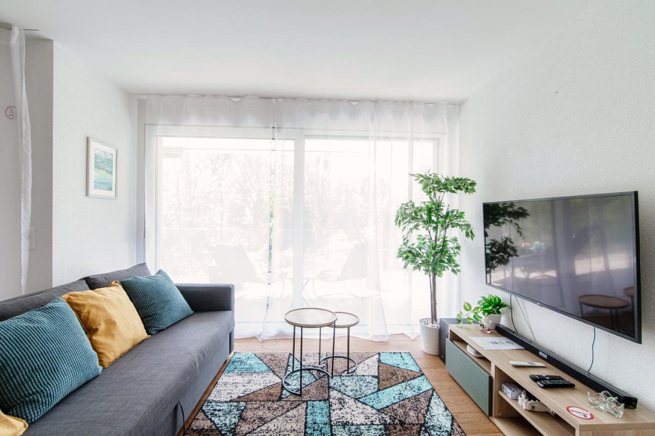Linda Terrace By Quokka 360 - Modern One-Bedroom Flat With Sun Terrace 洛迦诺 外观 照片